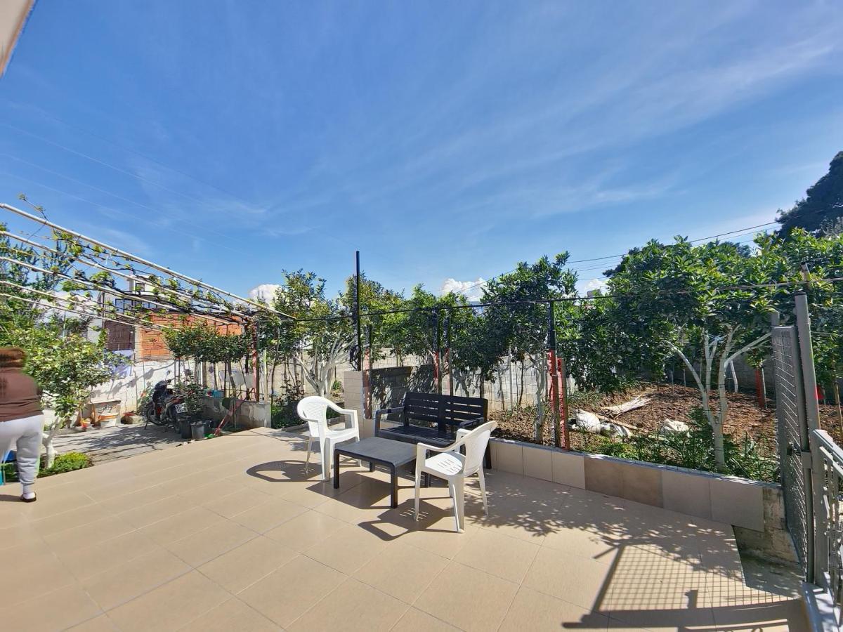 Villa Malaj Vlore Exterior photo